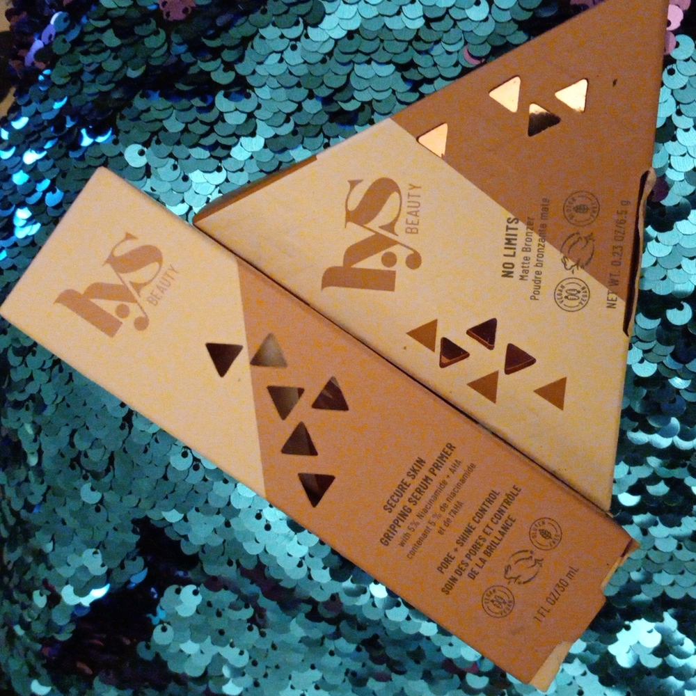 💙 lys Gripping Primer and Contour Compact!